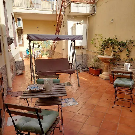 E Cassata Bed & Breakfast 3*