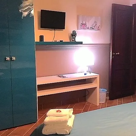 Oda ve Kahvaltı E Cassata 3*